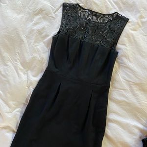 Laundry by Shelli Segal Black Sleeveless Dress with Lace Top